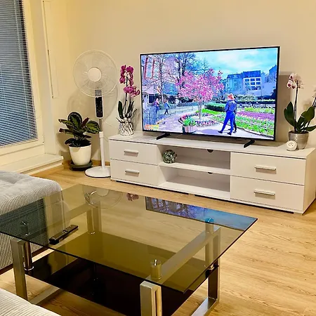 Tomas Apartment-free Garage Parking-o2 Arena-prague
