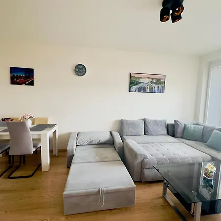 Tomas Apartment-free Garage Parking-o2 Arena-prague *
